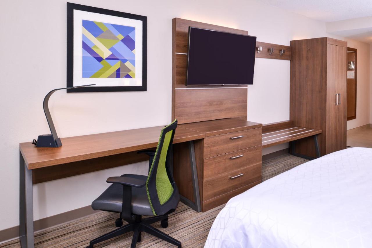 King Room - Disability Access/Non-Smoking at Holiday Inn Express Hotel & Suites Tampa-Anderson Rd/Veteran by IHG