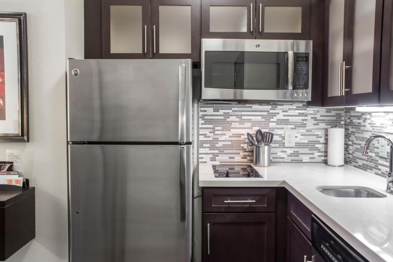 | Staybridge Suites North Jacksonville, an IHG Hotel