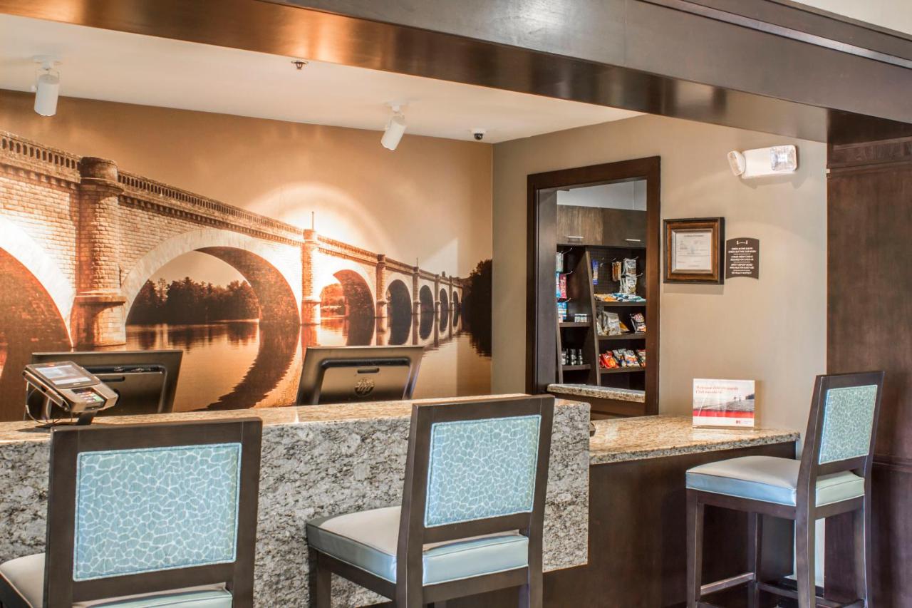 | Staybridge Suites North Jacksonville, an IHG Hotel