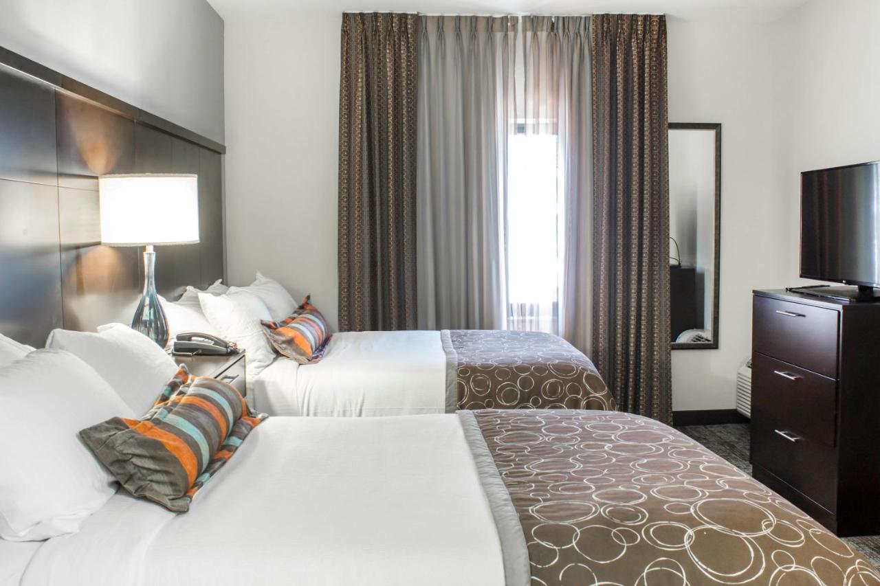 | Staybridge Suites North Jacksonville, an IHG Hotel