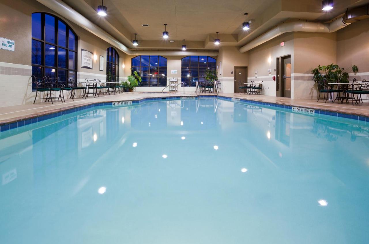  | Staybridge Suites Milwaukee Airport South, an IHG Hotel