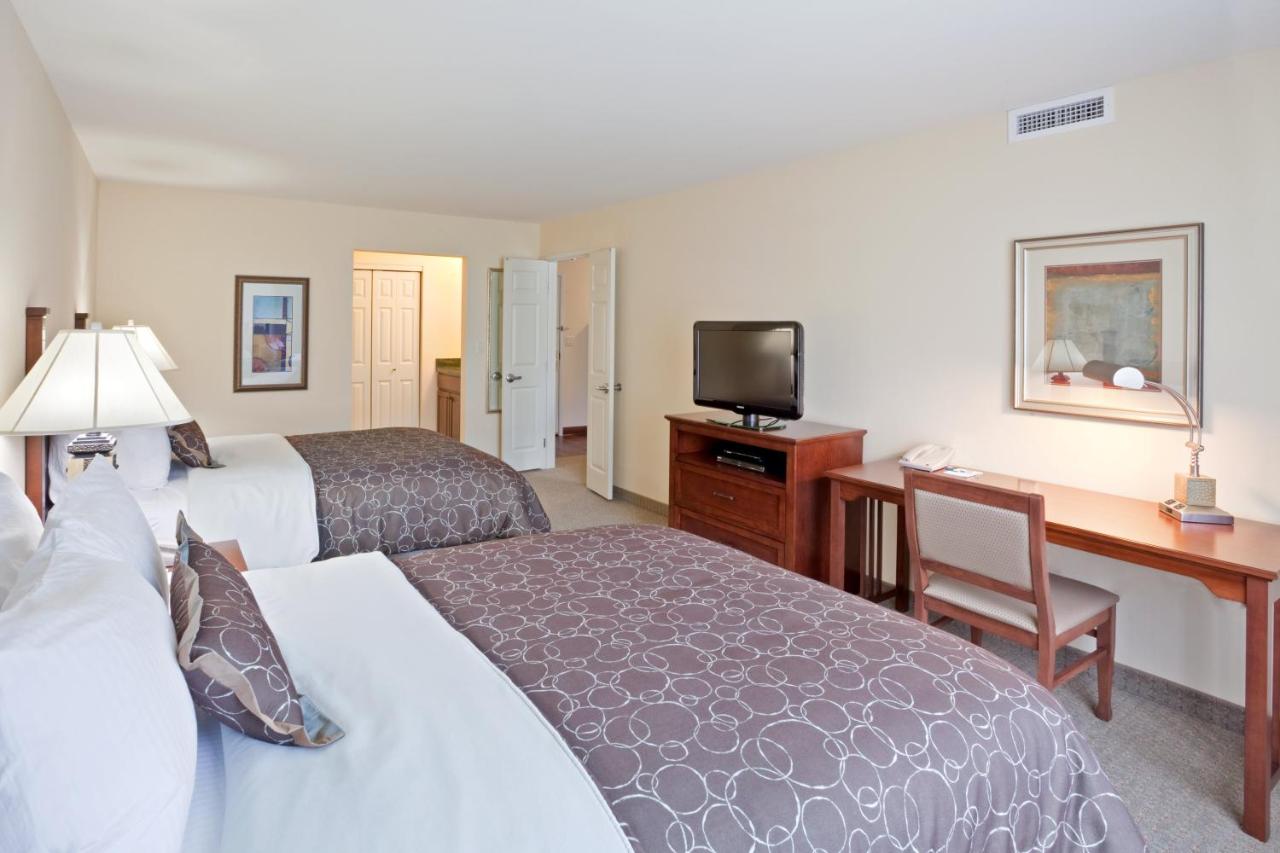 Two-Bedroom Suite with Sofa Bed at Staybridge Suites Everett-Paine Field by IHG