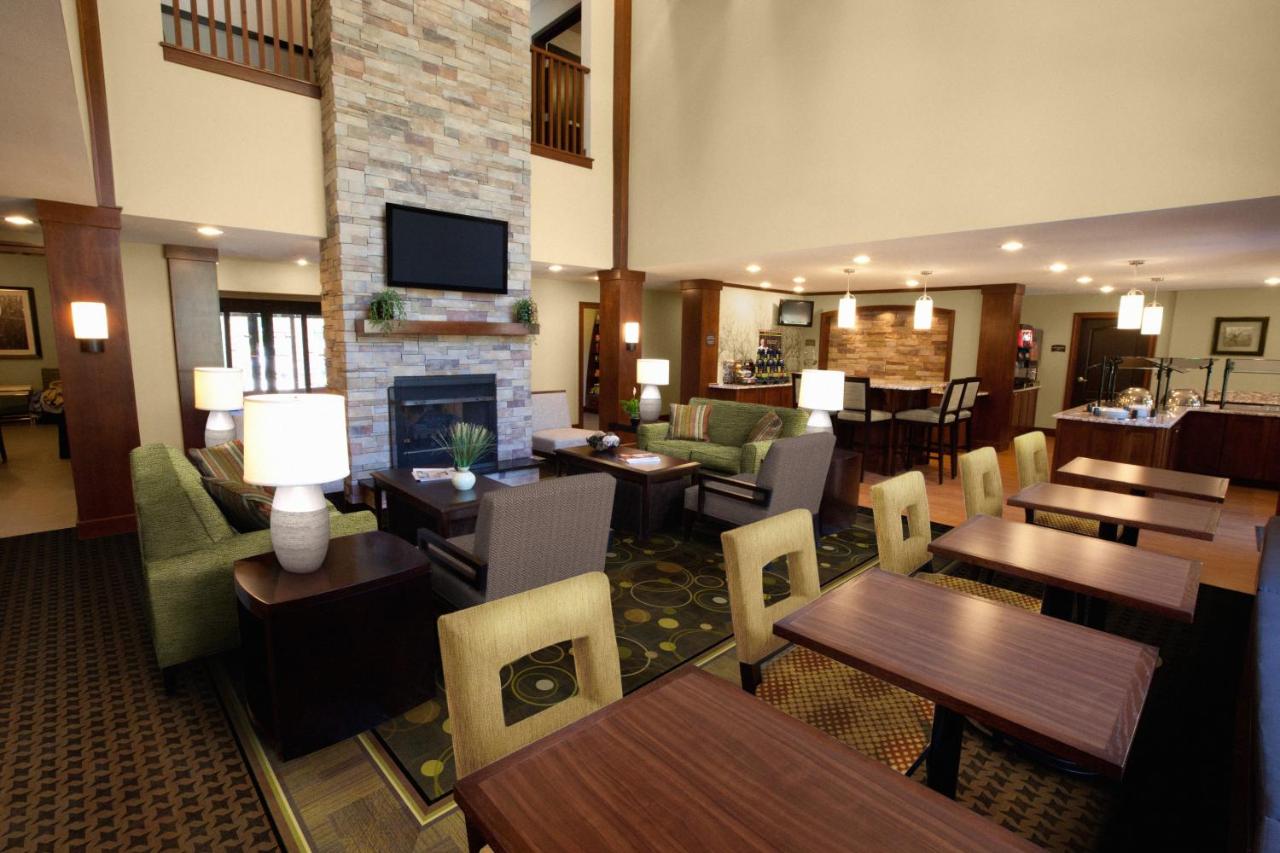 | Staybridge Suites - Pittsburgh-Cranberry Township, an IHG Hotel