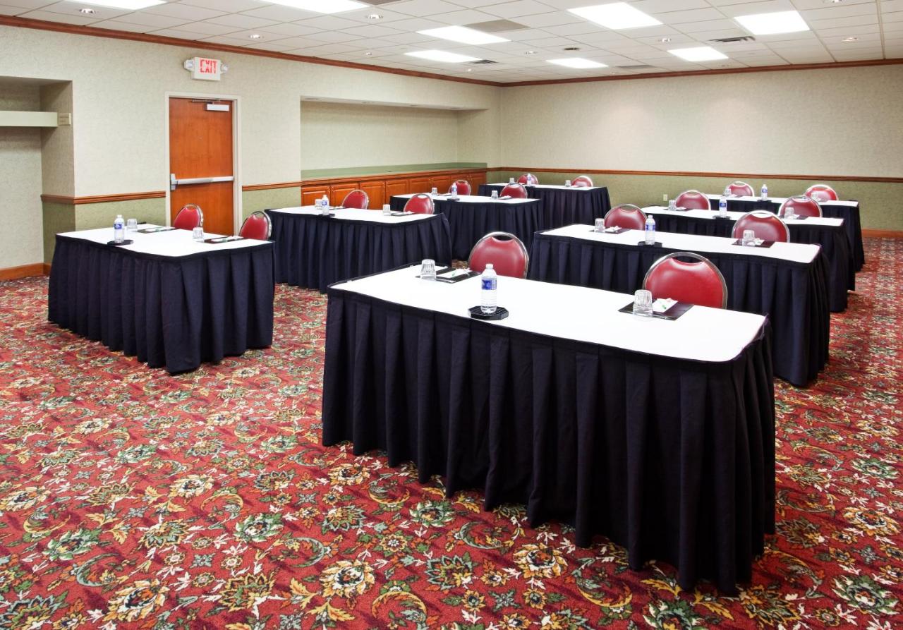  | Holiday Inn Hotel & Suites Cincinnati - Eastgate, an IHG Hotel