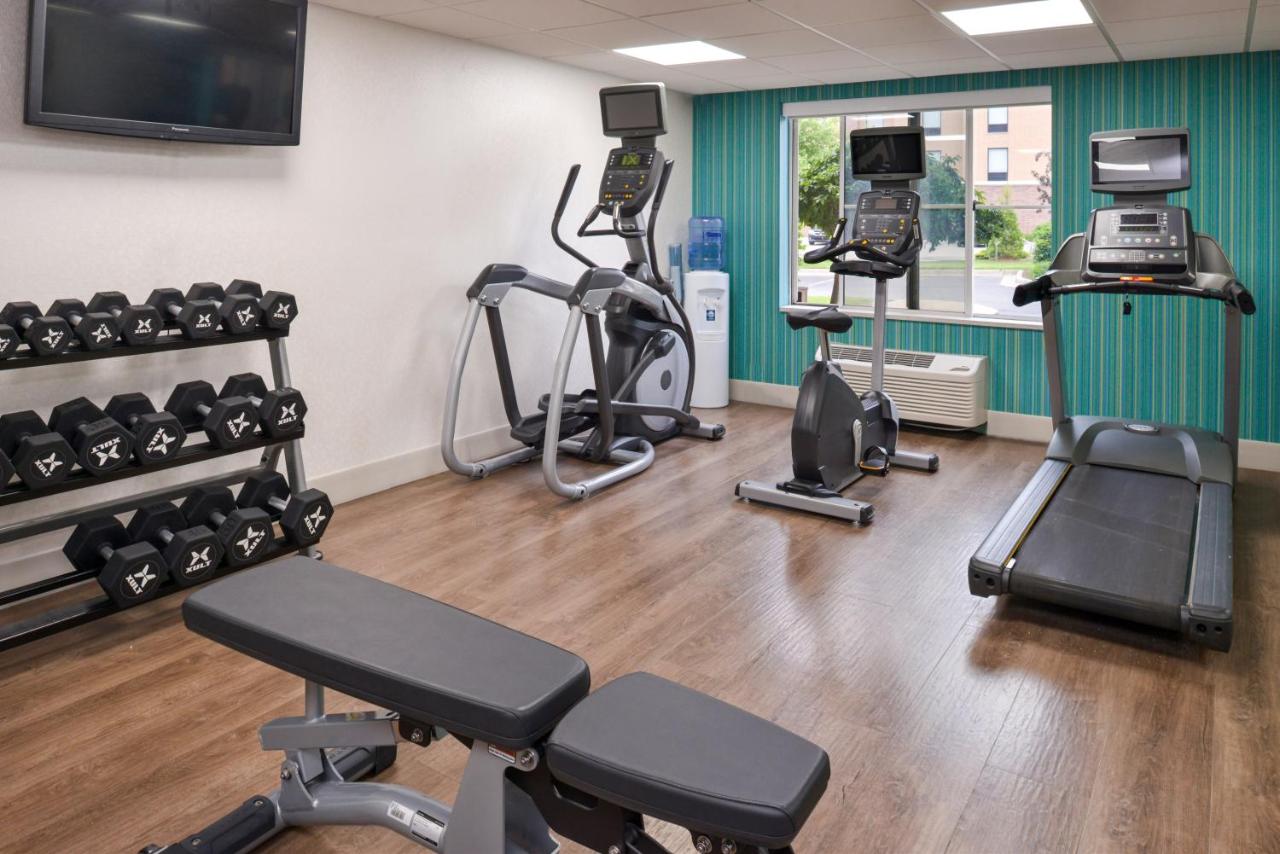  | Holiday Inn Express Wixom, an IHG Hotel