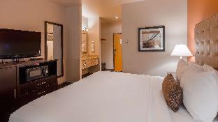 Room #29013022 at Best Western Northwest Lodge