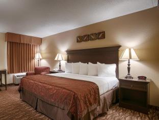 Room #50155614 at Best Western Center Pointe Inn