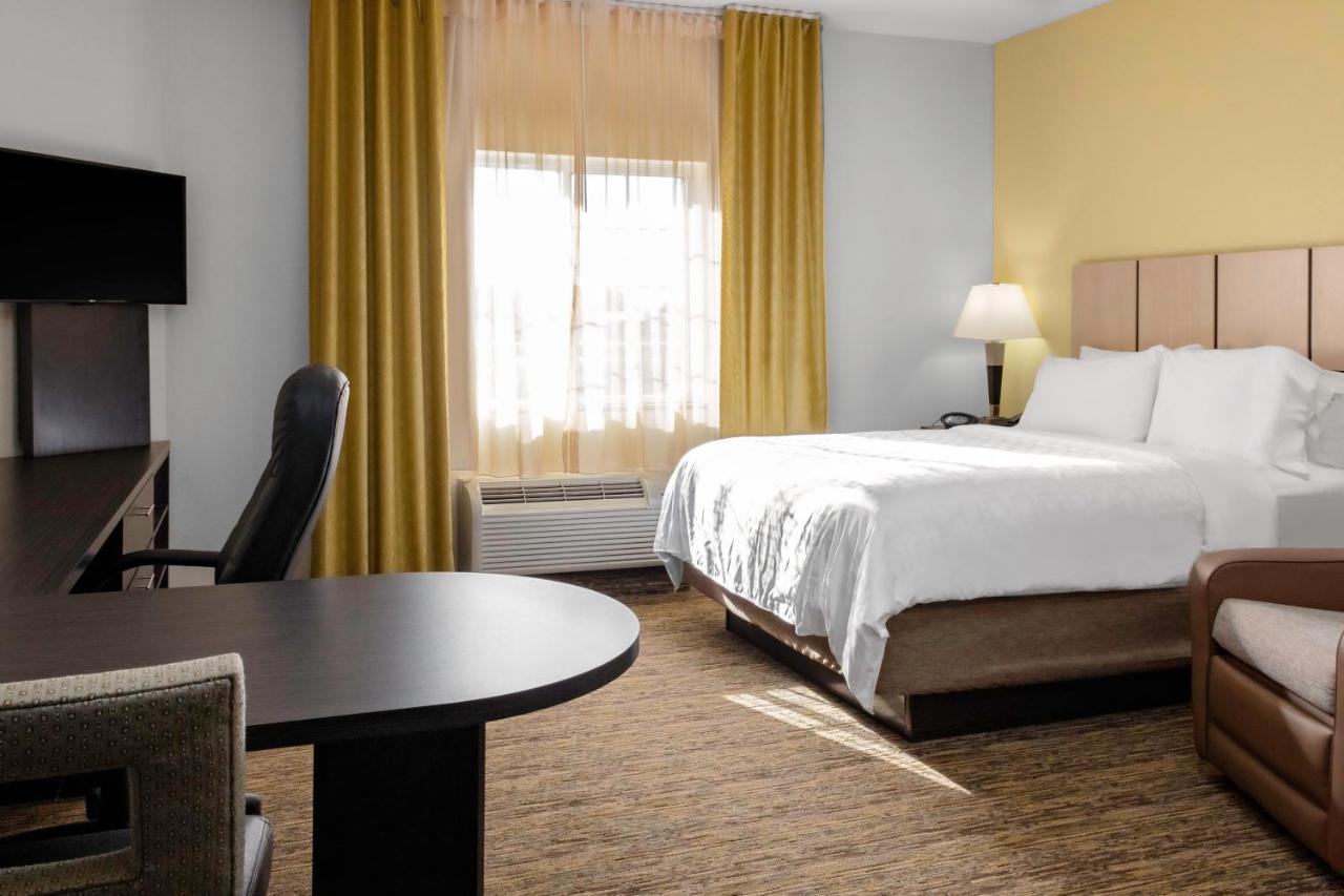 | Candlewood Suites Warner Robins, an IHG Hotel