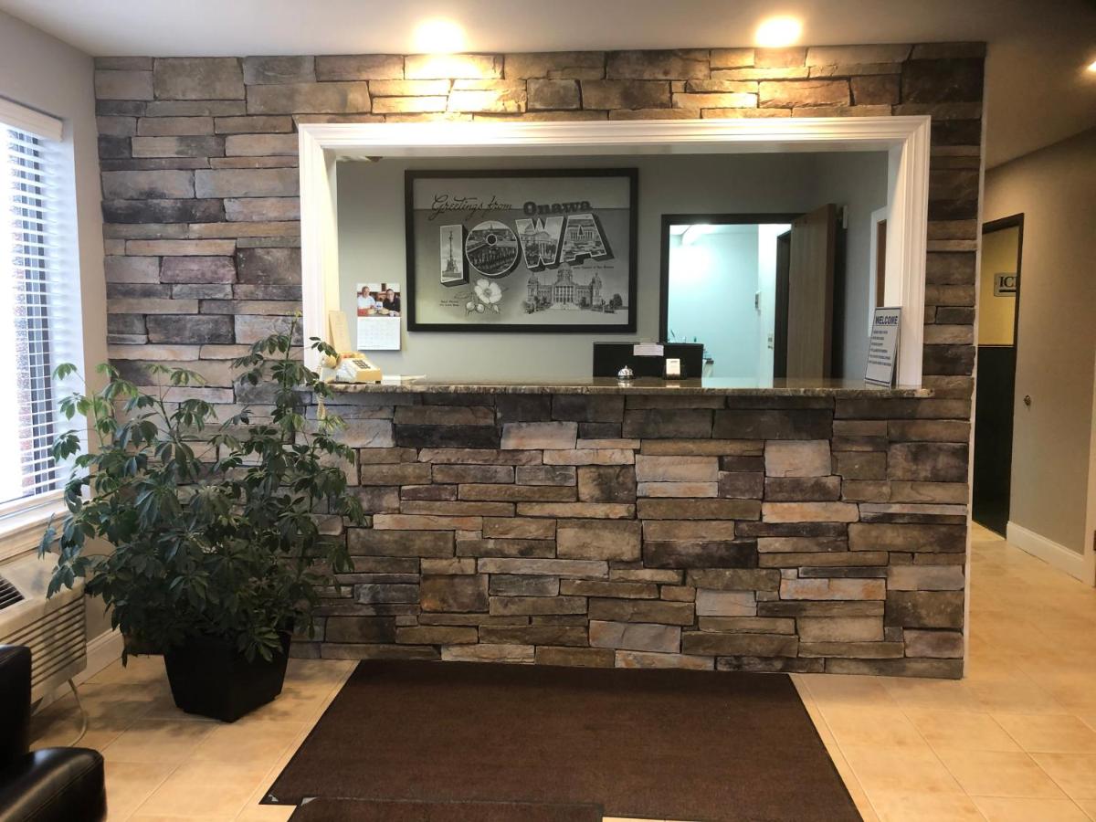 | Americas Best Value Inn Onawa