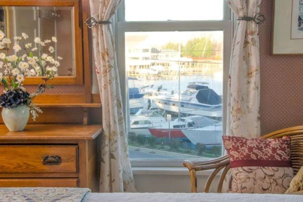 | Solomons Victorian Inn