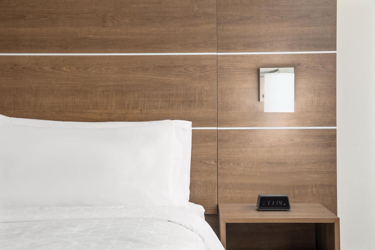 | Holiday Inn Express Hotel & Suites Palm Bay, an IHG Hotel