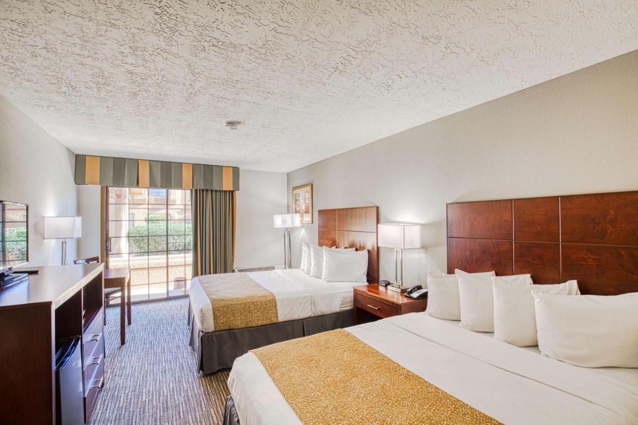 | Best Western Green Valley Inn