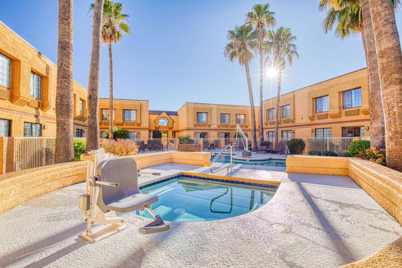 | Best Western Green Valley Inn