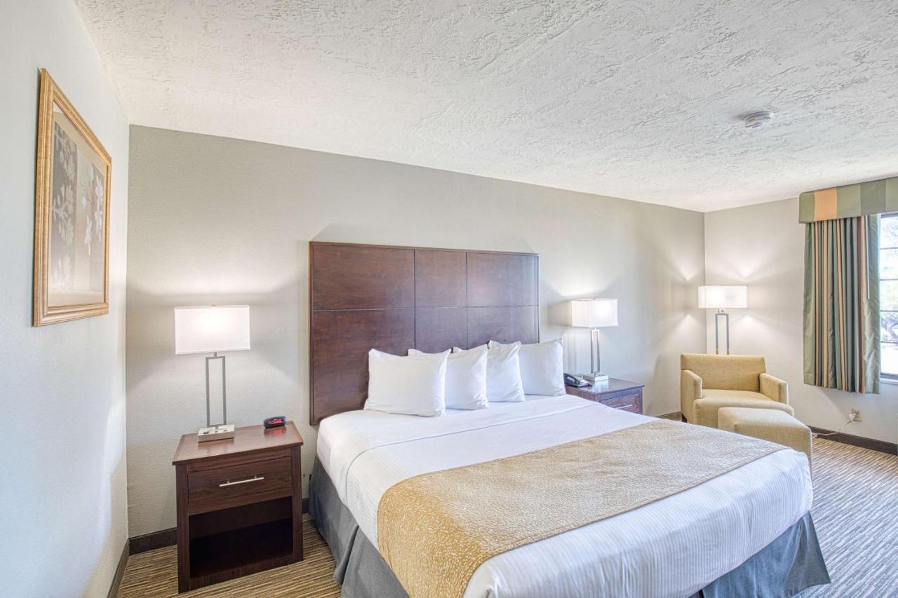 | Best Western Green Valley Inn