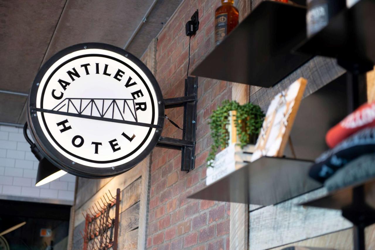 | Cantilever Hotel, Trademark Collection by Wyndham