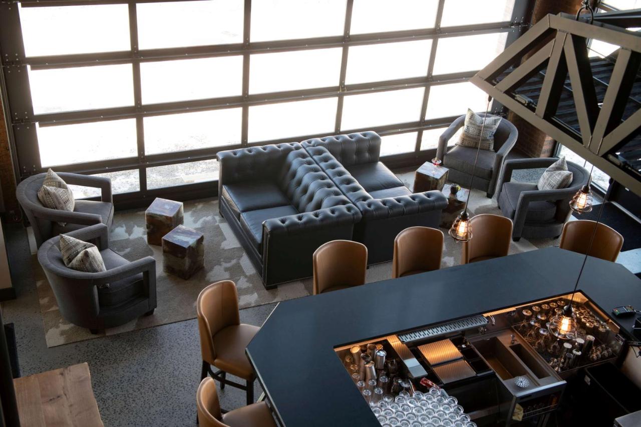 | Cantilever Hotel, Trademark Collection by Wyndham