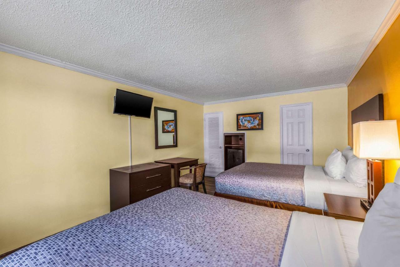 Standard Double Room with Two Double Beds - Non Smoking at AC Lodge by Beach and Boardwalk
