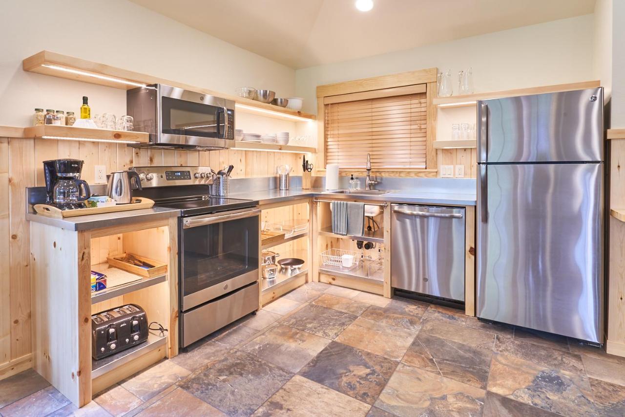 | House on Metolius