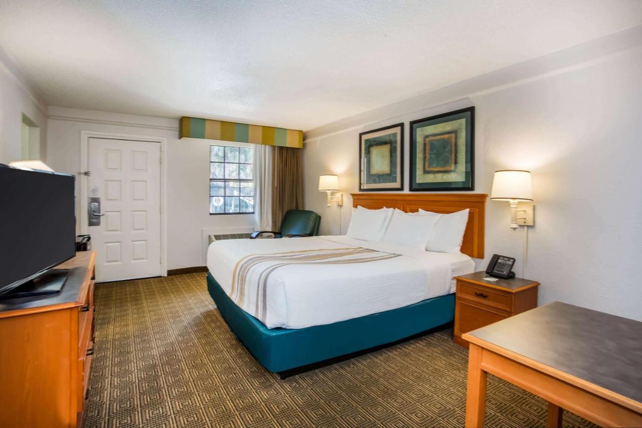 King Room - Non-Smoking at La Quinta Inn by Wyndham Tallahassee North