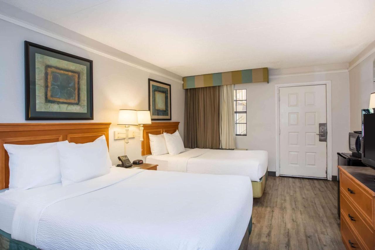 Deluxe Double Room with Two Double Beds - Non-Smoking at La Quinta Inn by Wyndham Tallahassee North