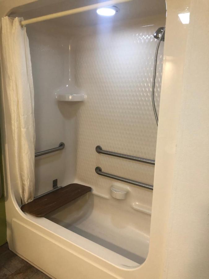 Queen Room - Accessible/Nonsmoking at Sleep Inn Columbia