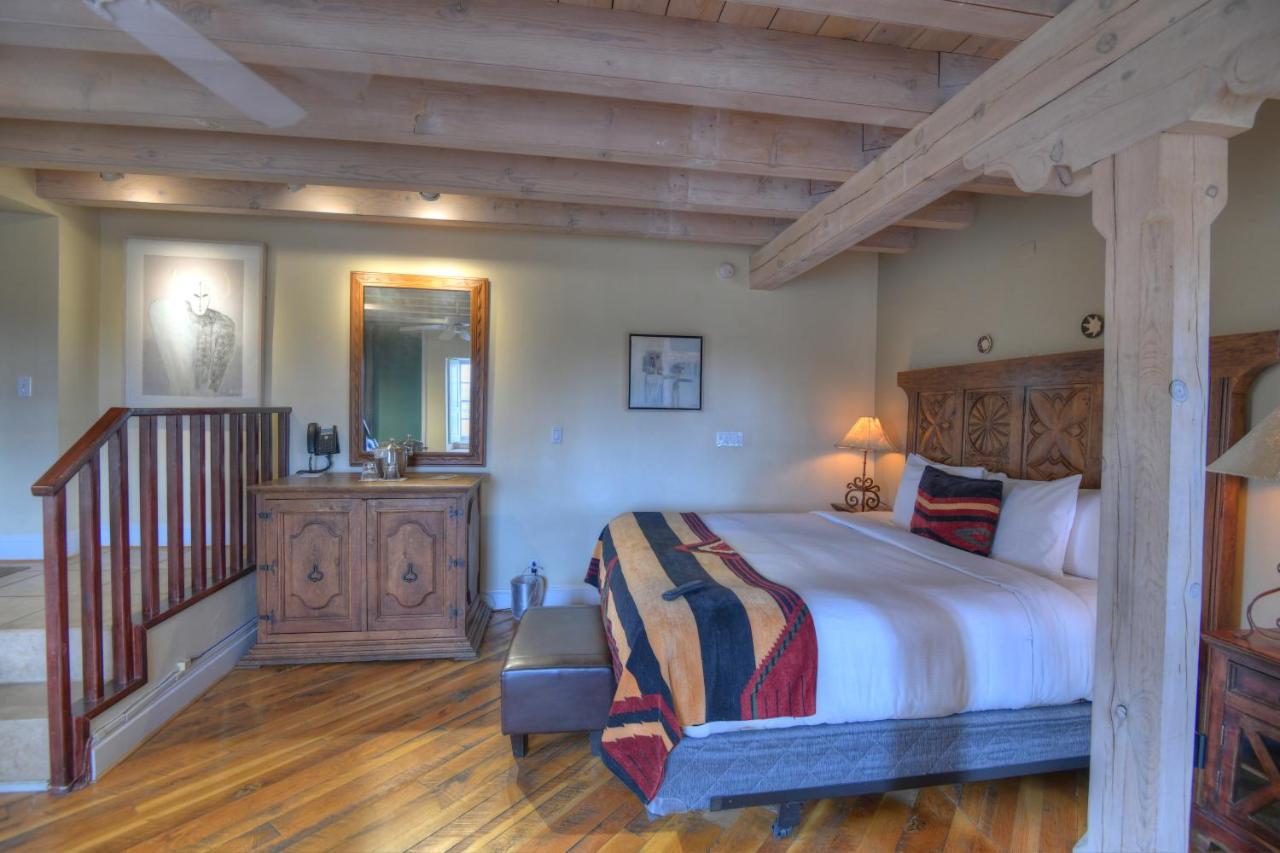 | Inn at Vanessie