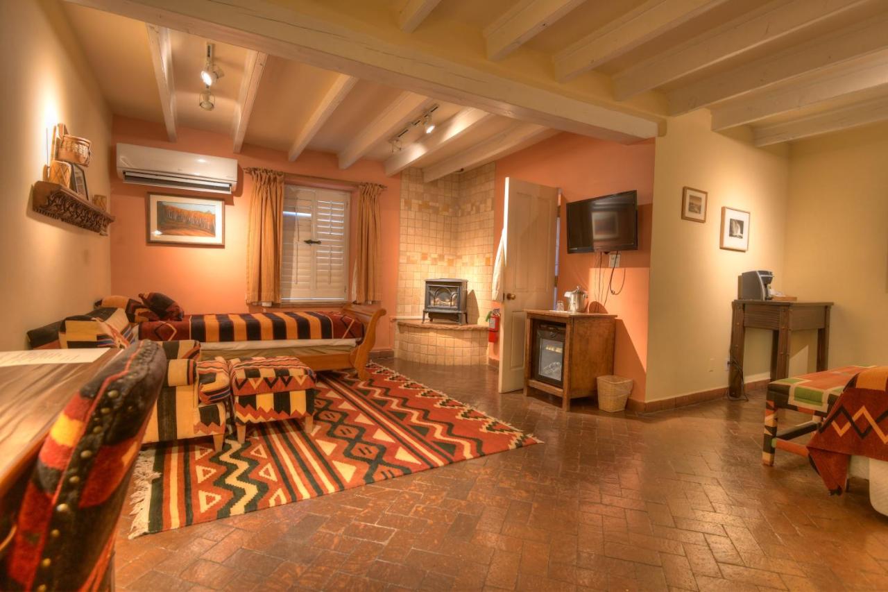 | Inn at Vanessie