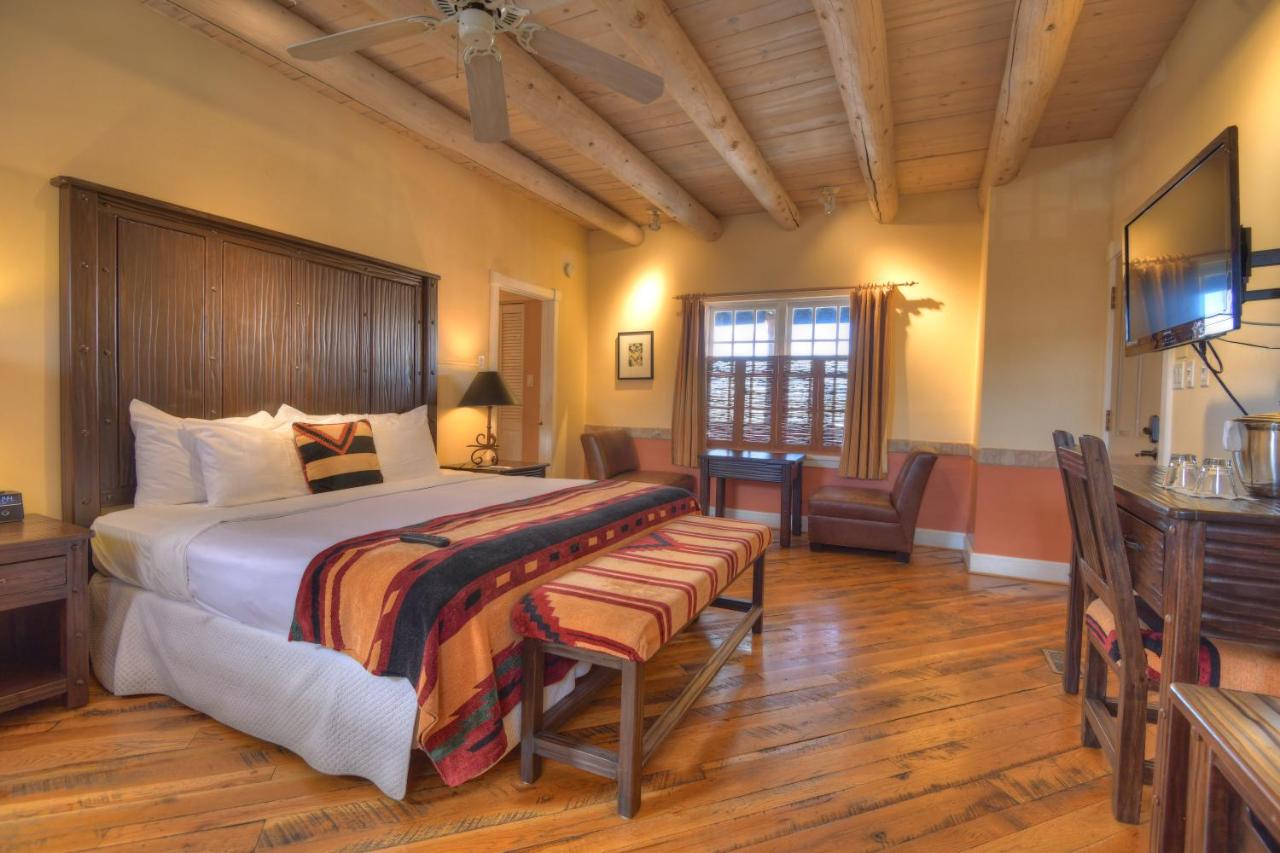 | Inn at Vanessie