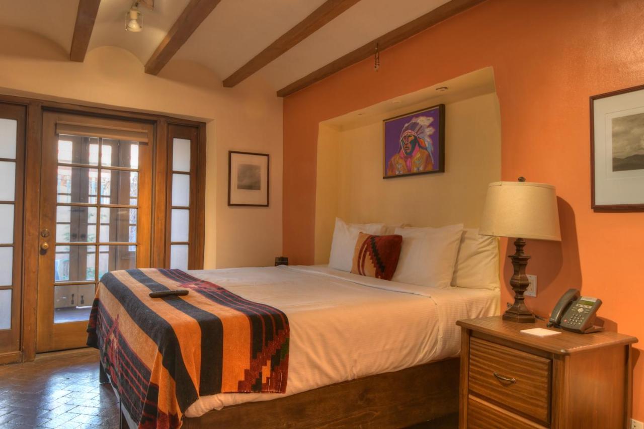 | Inn at Vanessie