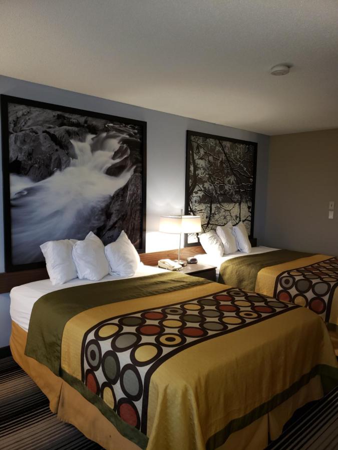 Queen Room with Two Queen Beds - Non-Smoking at Super 8 by Wyndham Milwaukee Airport