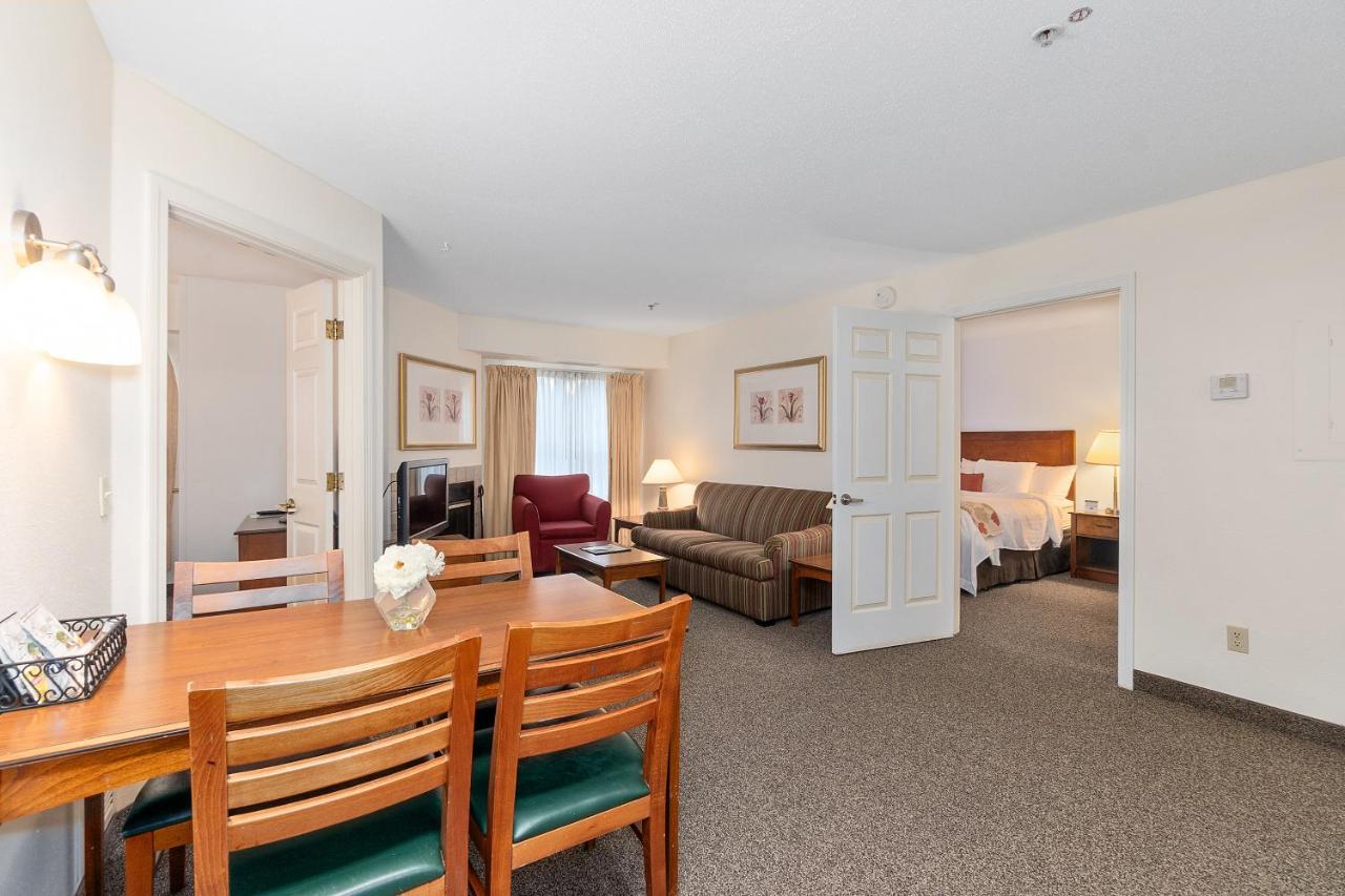 | Residences at Daniel Webster