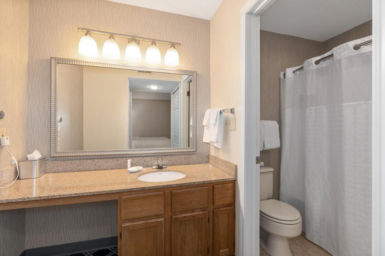 | Residences at Daniel Webster
