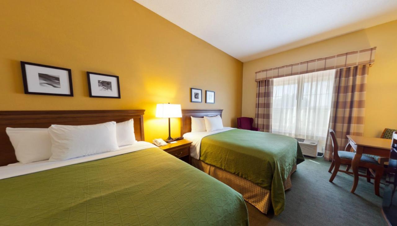Queen Room with Two Queen Beds at Country Inn & Suites by Radisson, Salina, KS