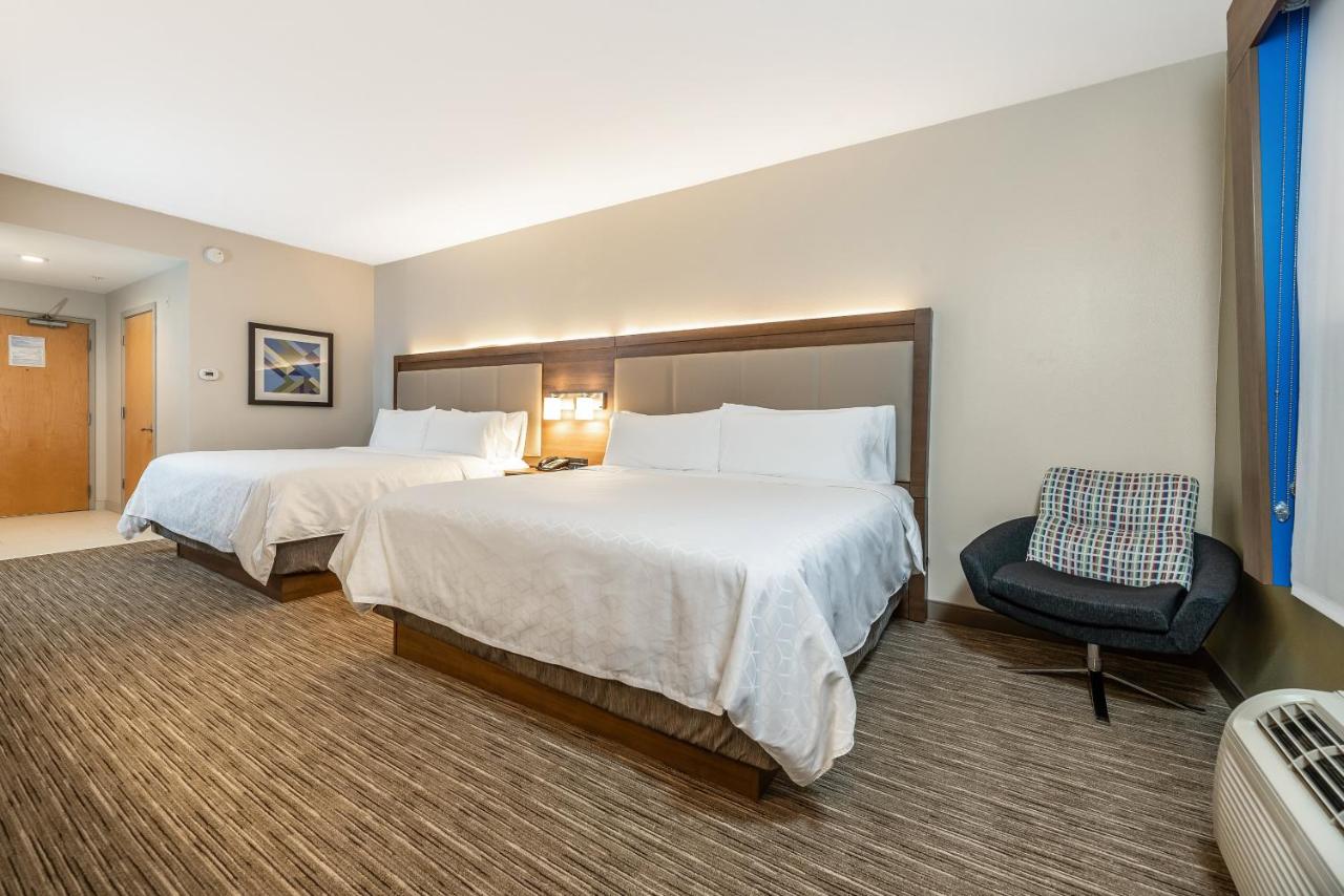 Executive King Room with Two King Beds - Non-Smoking at Holiday Inn Express Fremont-Milpitas Central by IHG