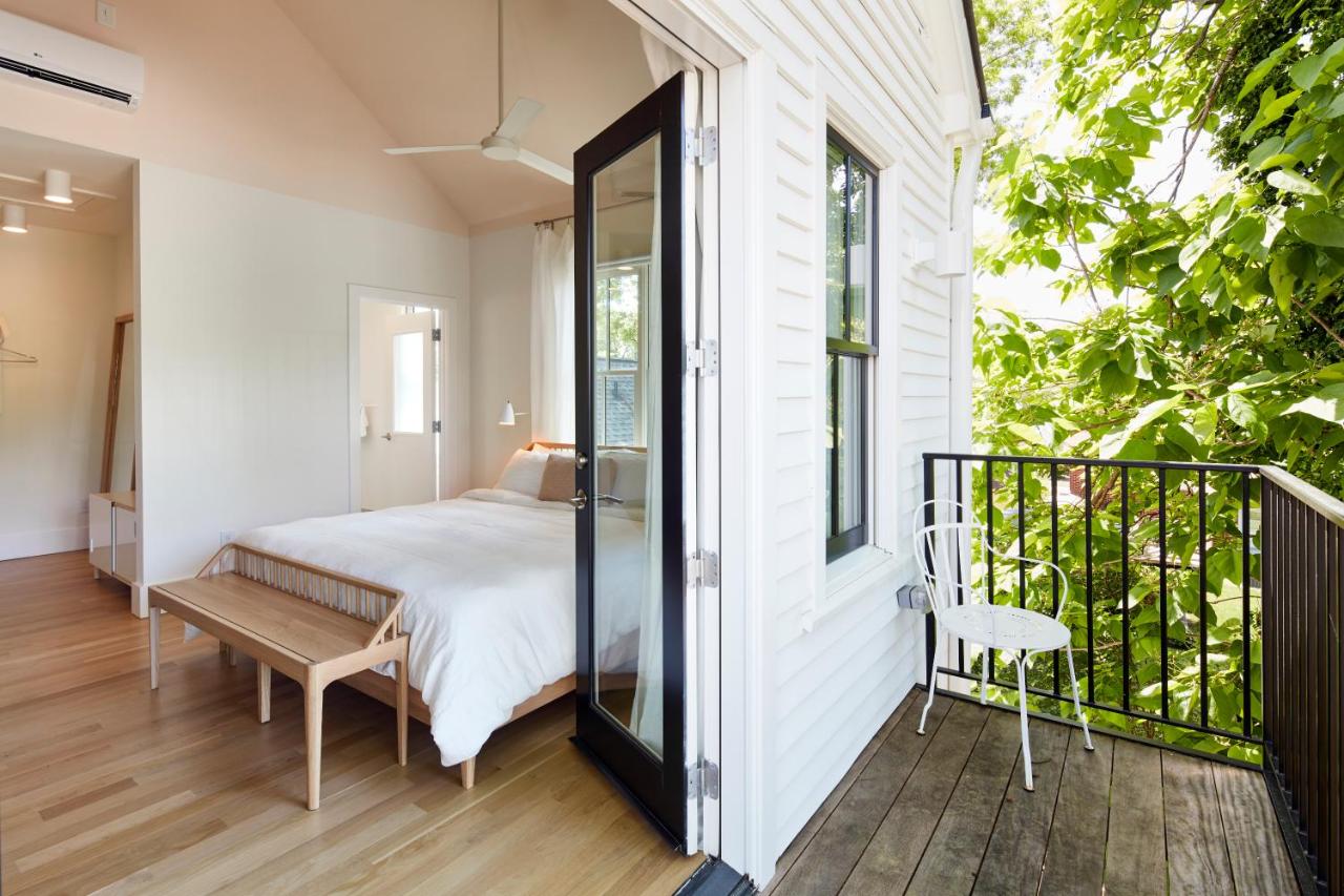 | Guest House Raleigh