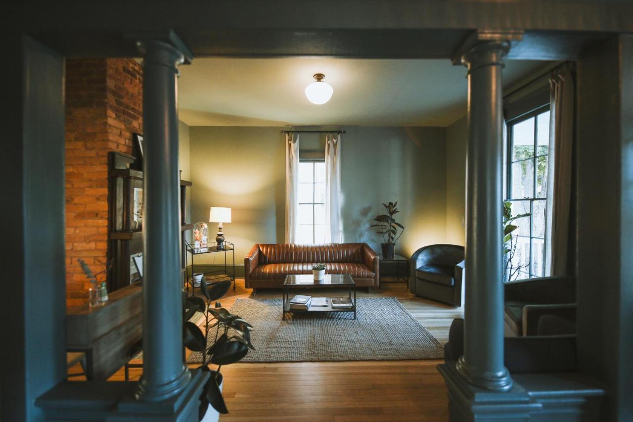 | Guest House Raleigh