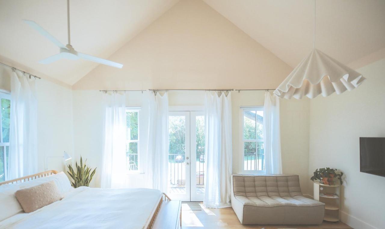 | Guest House Raleigh