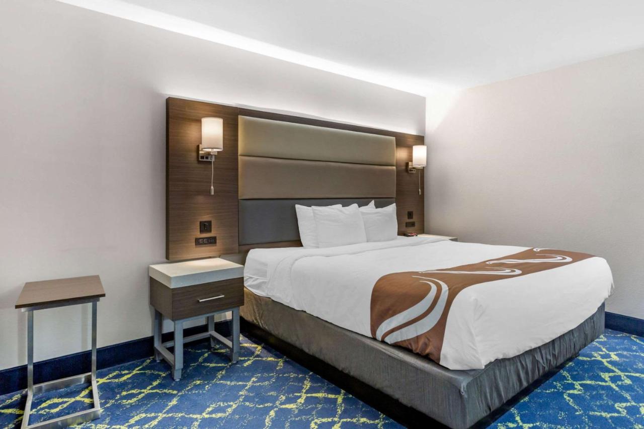 King Room - Non-Smoking at Quality Inn Murfreesboro - University Area