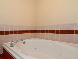 Room #51337418 at Best Western Grants Pass Inn