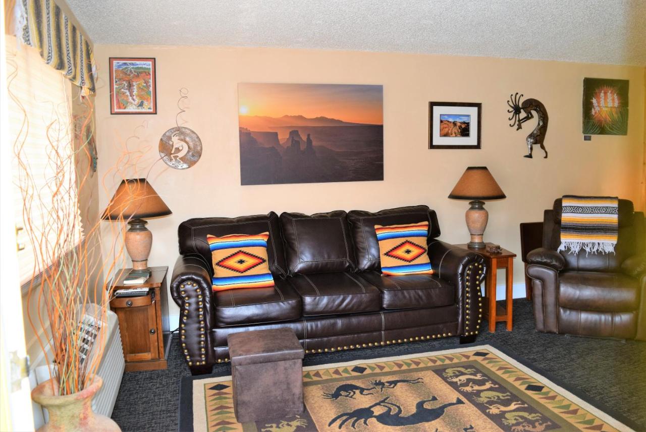 | St Danes Kokopelli Cabin