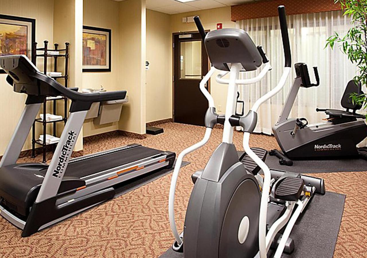 | Norwood Inn & Suites Eagan