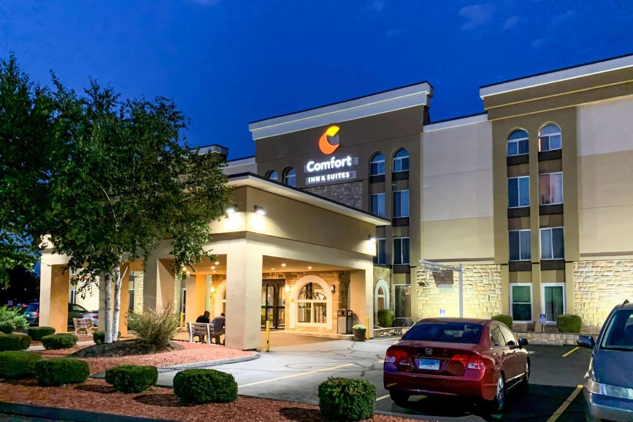 | Comfort Inn and Suites East Hartford