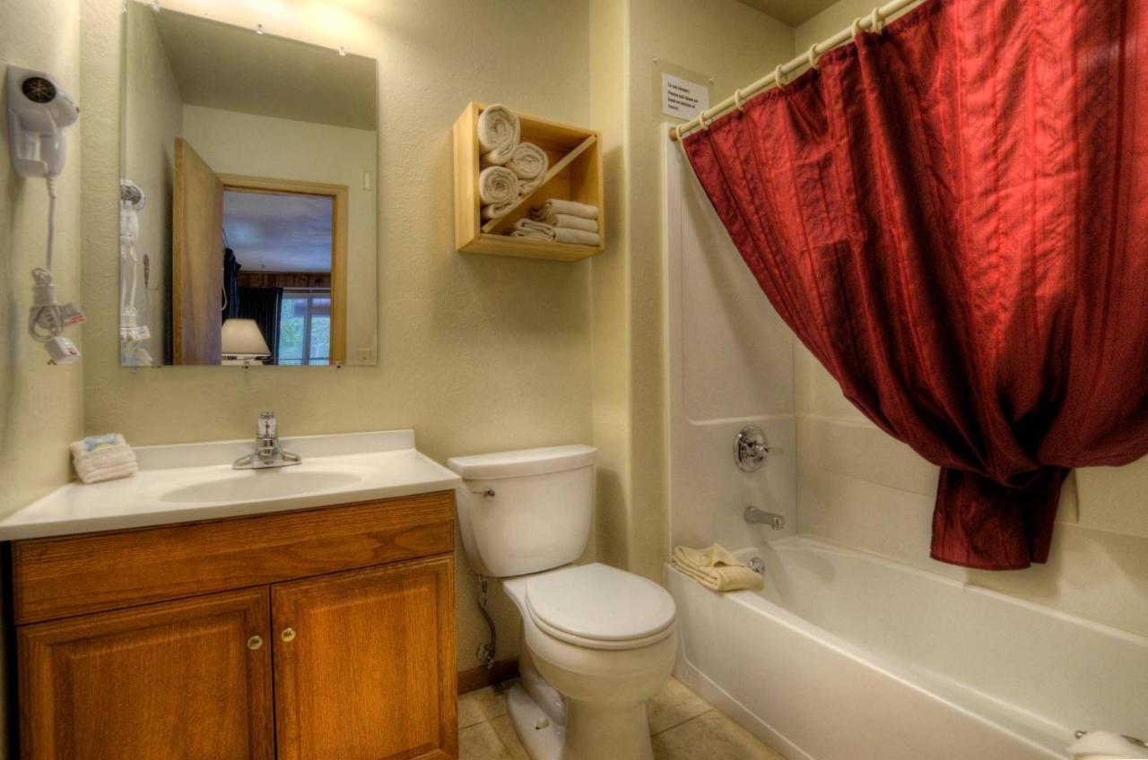 | Powder House Lodge