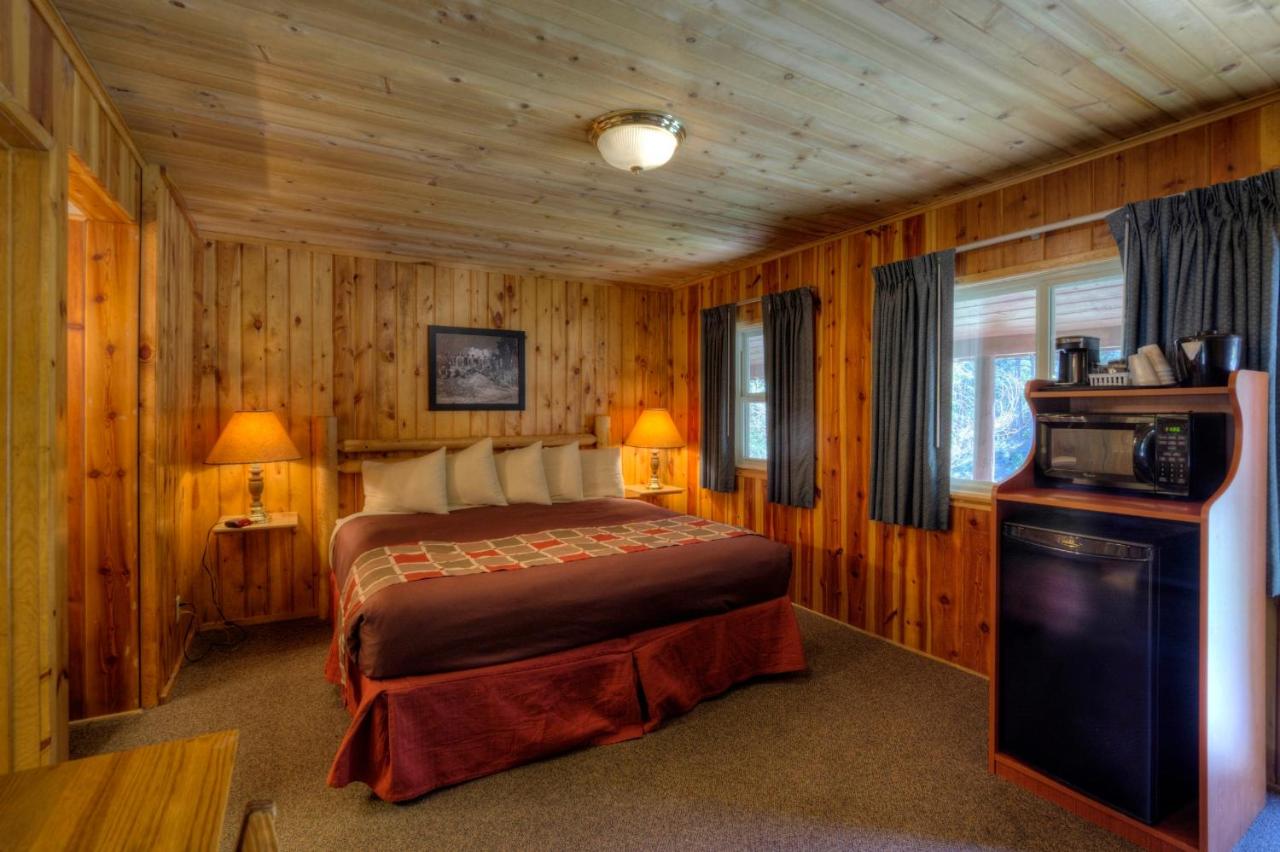 | Powder House Lodge