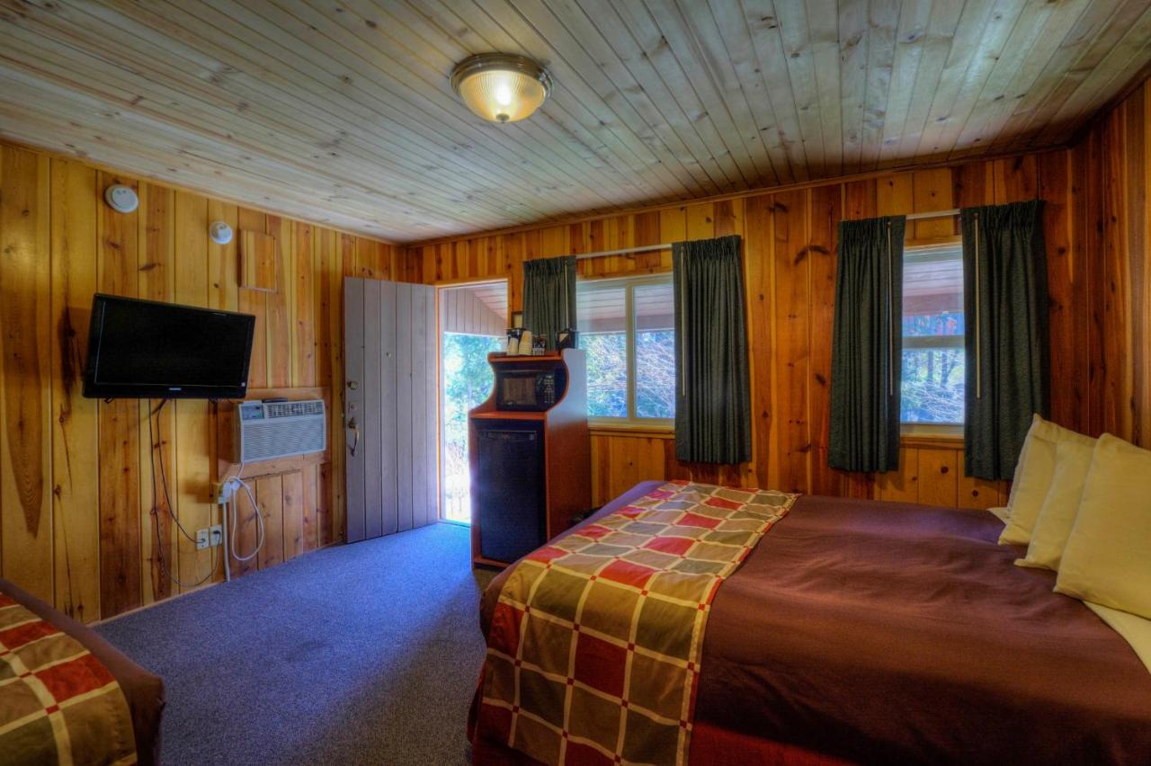 | Powder House Lodge