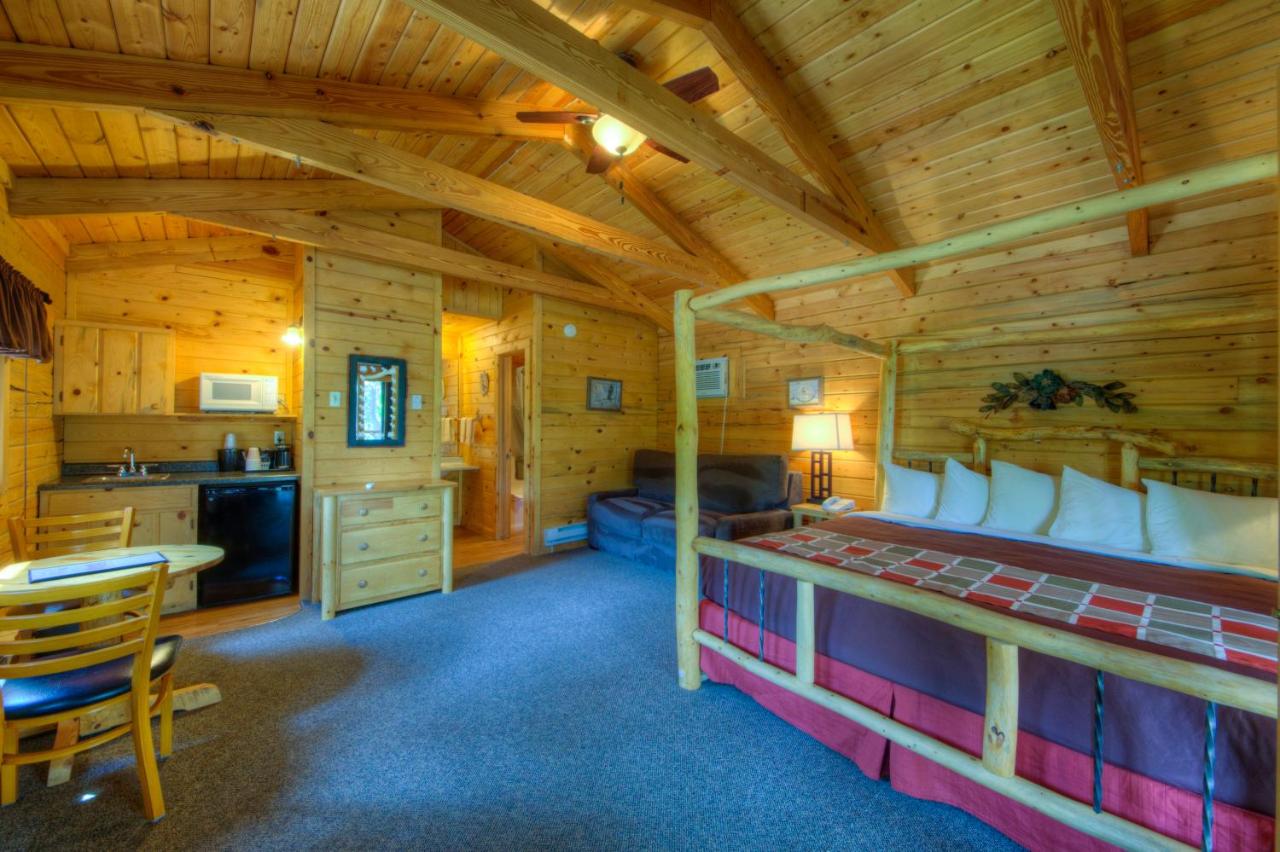 | Powder House Lodge