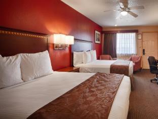 Room #118915718 at Best Western Executive Inn