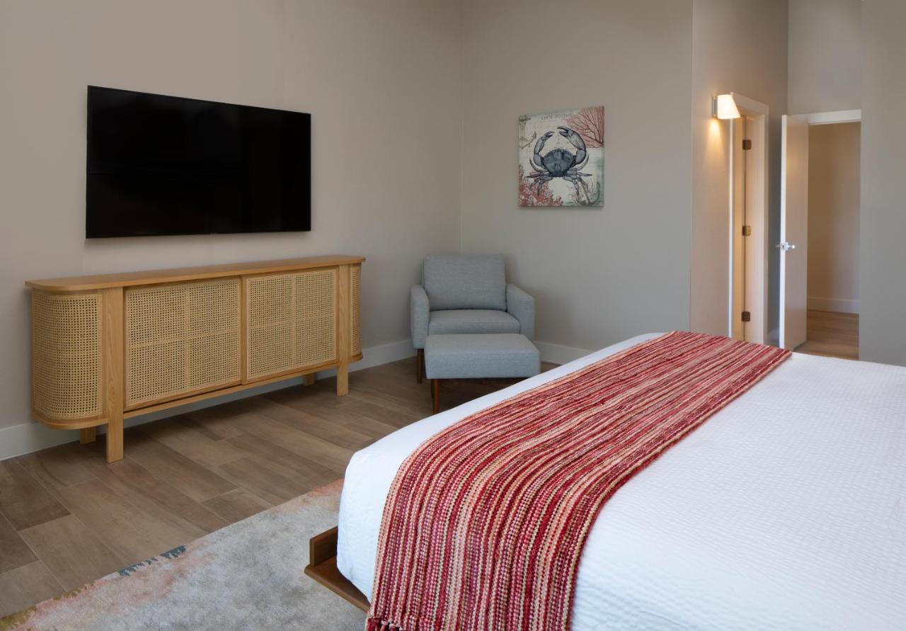 Six-Bedroom House at La Siesta Resort & Villas