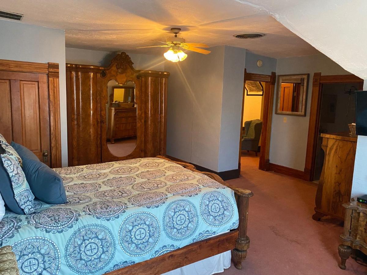  | The Rogers House Inn Bed and Breakfast