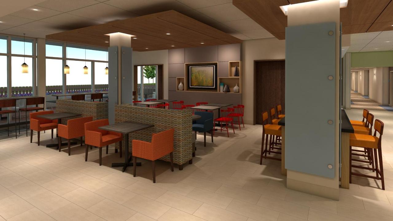 | Holiday Inn Express & Suites - San Jose Airport, an IHG Hotel
